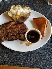 Restaurant near Budget Inn